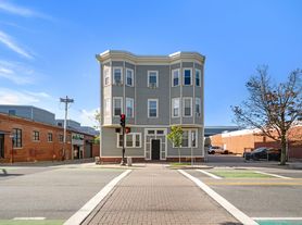 464 Somerville Ave, Somerville, MA