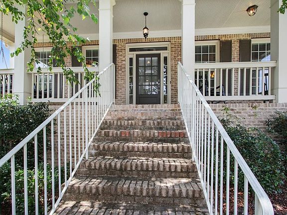 2nd image of 1861 Riverpark Ln
