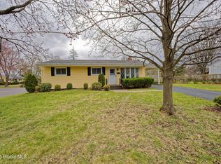 3 Caroline St, Latham, NY 12110