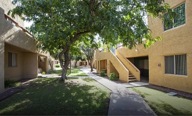 Zona Verde Apartments — Photo 23