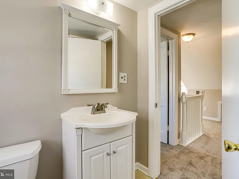 530 E Alexandria Ave — Photo 31