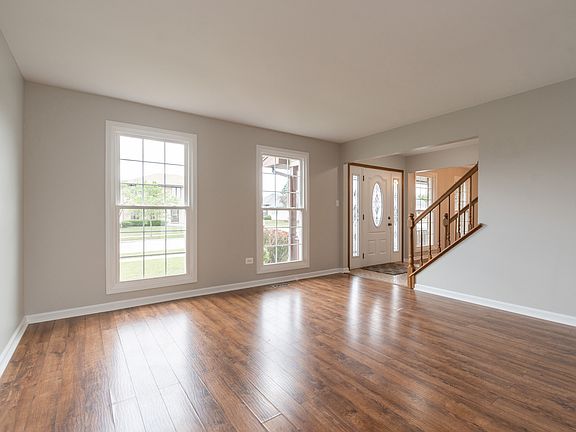 4th image of 15713 Plum Tree Dr