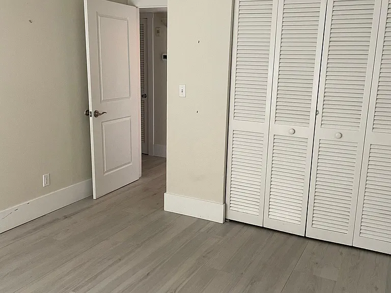 2366 E Mall Dr #317 — Photo 13