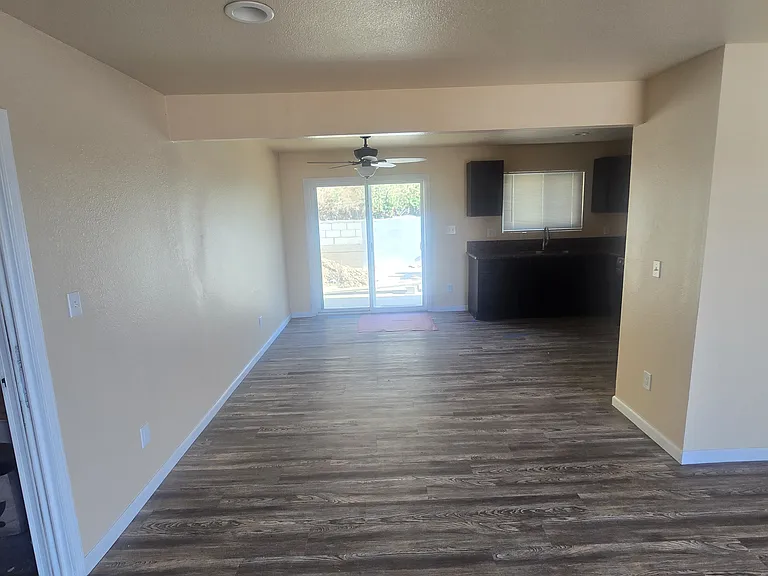 5539 Santa Margarita St — Photo 29