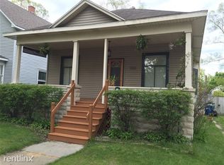 1330 Washington Ave, Grand Haven, MI 49417