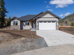 6310 Bearpaw Ct, Maple Falls, WA