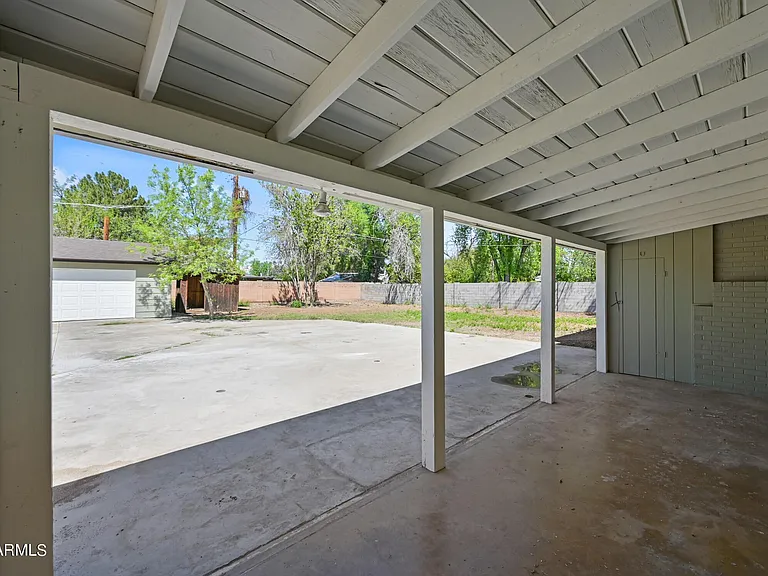 1226 W Rancho Dr — Photo 24