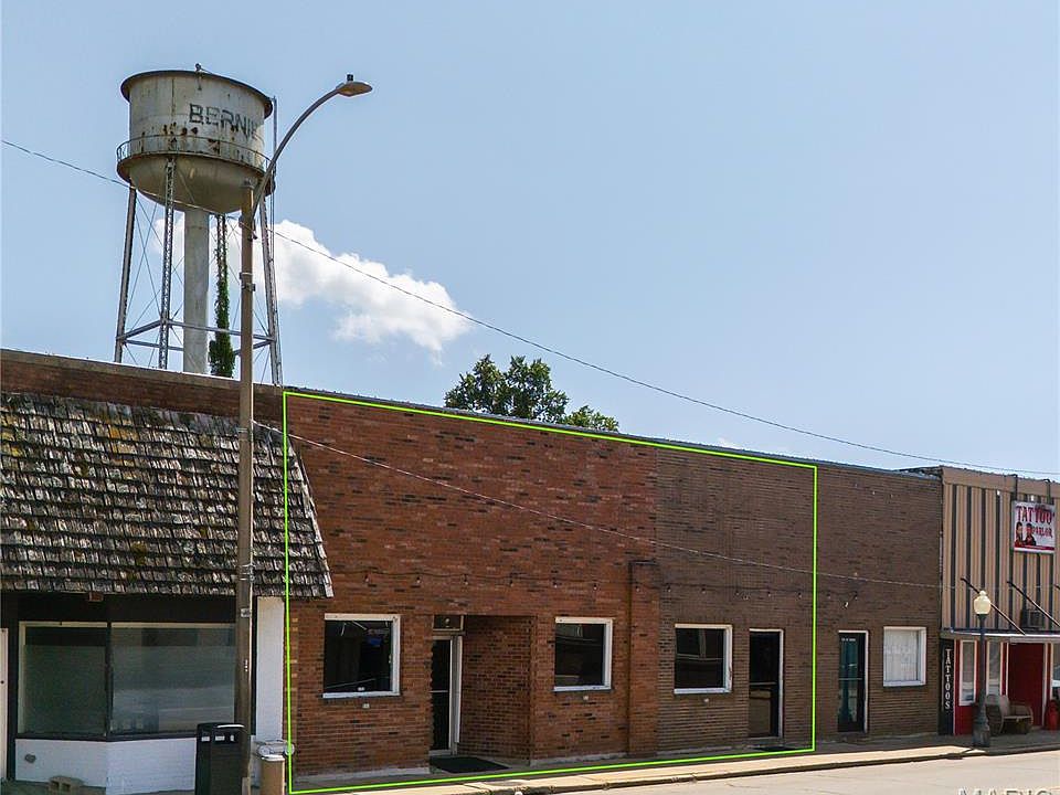 1st image of 110 E Main Ave