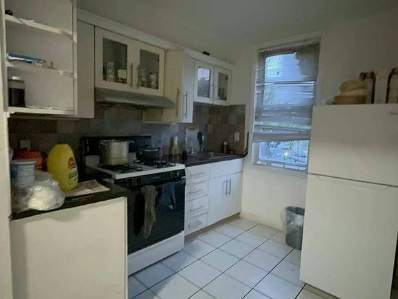 5th image of 55-14 Van Cleef Street
