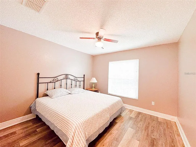 2474 Saint Augustine Blvd — Photo 15