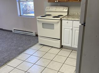 50 Nichols St #3A, Gardner, MA 01440