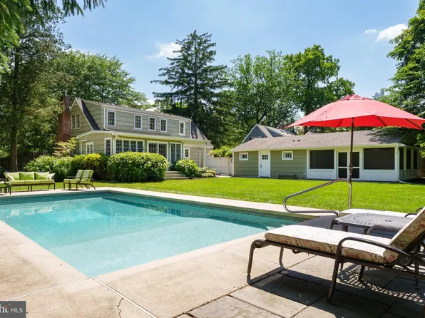 25 E Curlis Ave, Pennington, NJ 08534