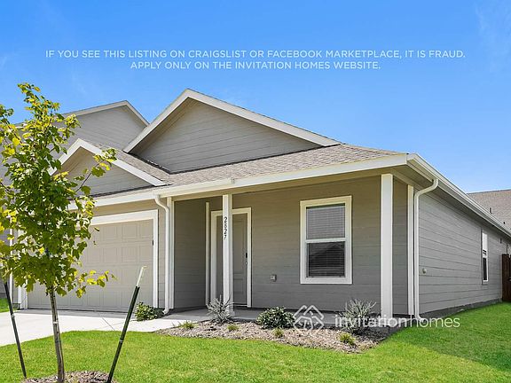 3rd image of 2827 Tennessee Walker Way