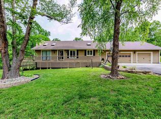 516 NW Hamilton Ln, Topeka, KS 66617