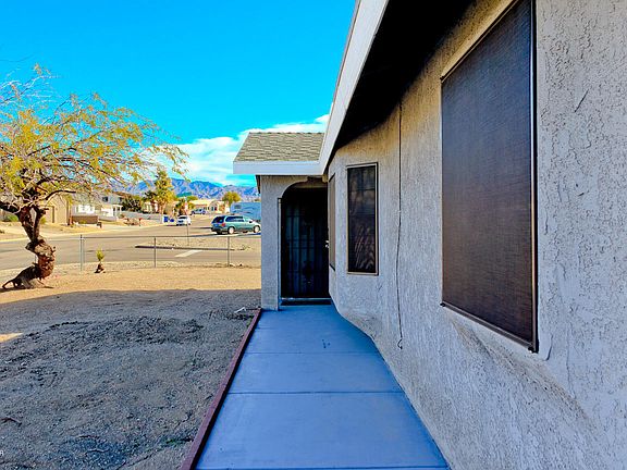 3rd image of 2190 Malahini Dr