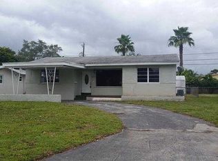 6804 SW 10th St, Pembroke Pines, FL 33023