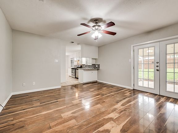 5th image of 1812 Ravenswood Dr N