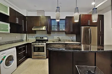 Rented by Peter Meskouris LREB