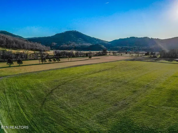 0 Tree Top Ln, Tellico Plains, TN 37385