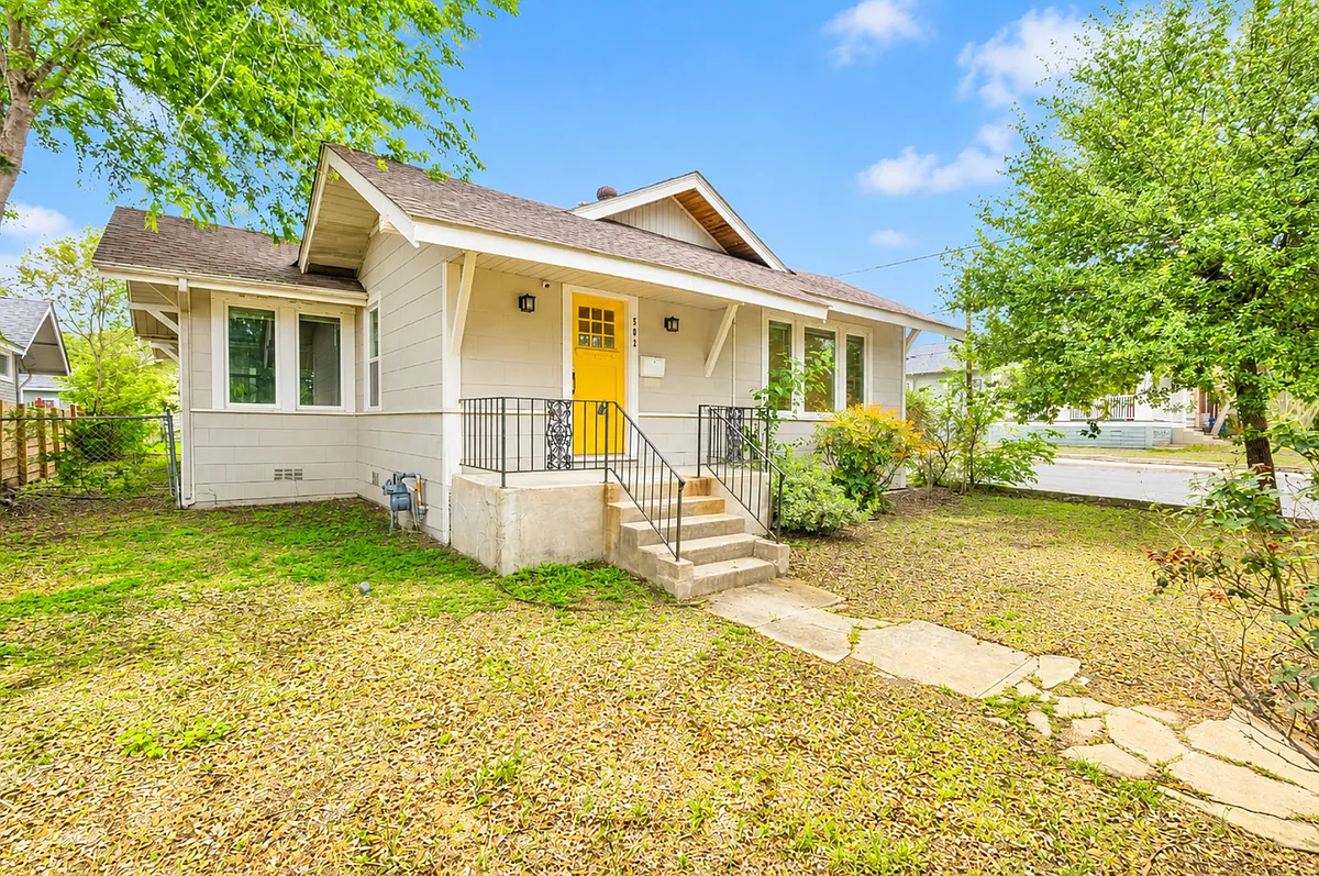 Building Photo - 502 E Courtland Pl