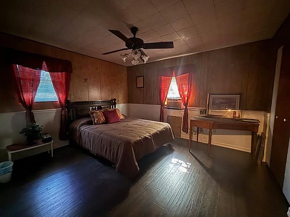5th image of 9 Oak Ln