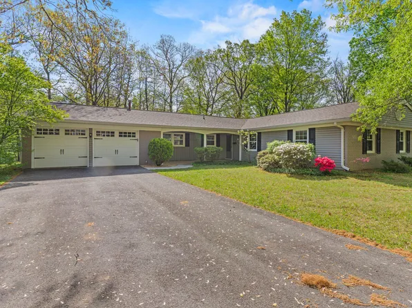 12605 Cedarbrook Ln, Laurel, MD 20708