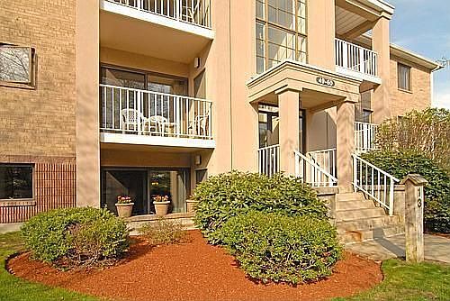 1st image of 13 Bourbon St APT 49