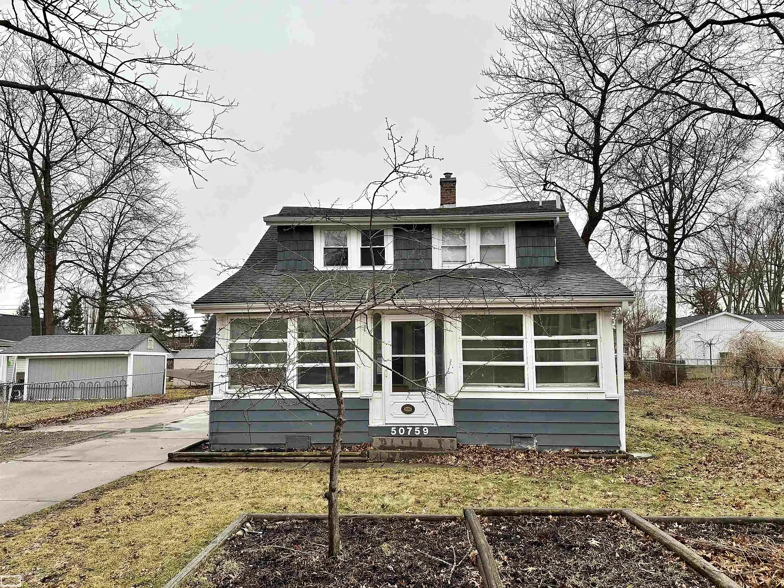 50759 Holt St photo 1