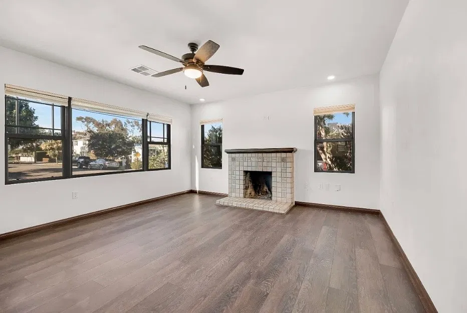 2 bed, 840 sqft, $4,500 — Photo 1