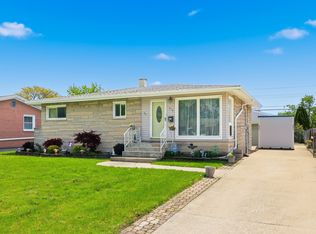 329 E Myrick Ave, Addison, IL 60101