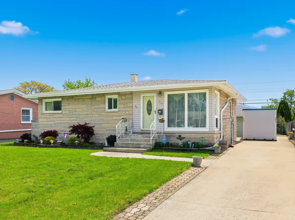329 E Myrick Ave, Addison, IL 60101