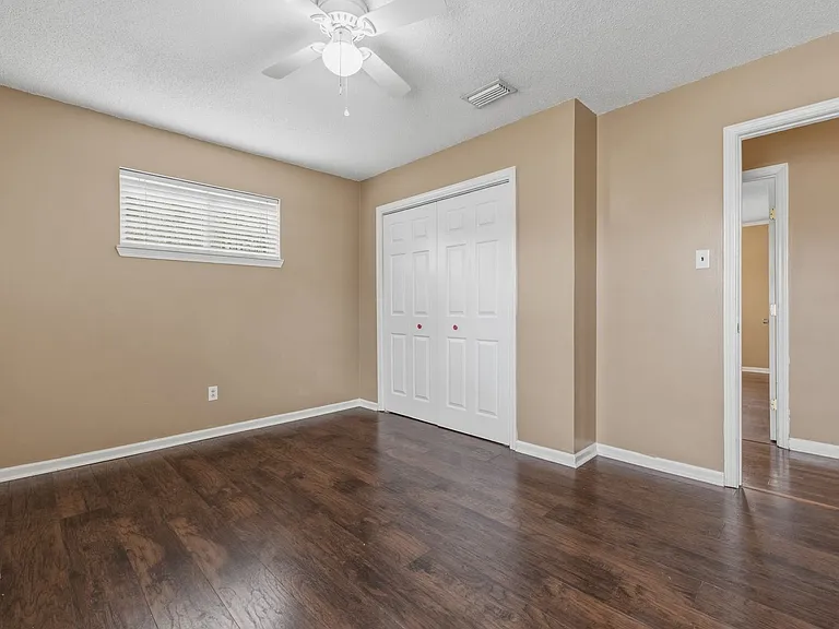 104 Quapaw Pl — Photo 27