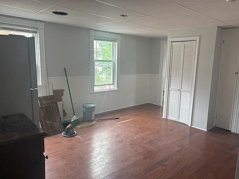 27 Horton St #2 — Photo 4