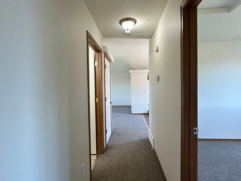 419 N Arbutus Ave — Photo 9