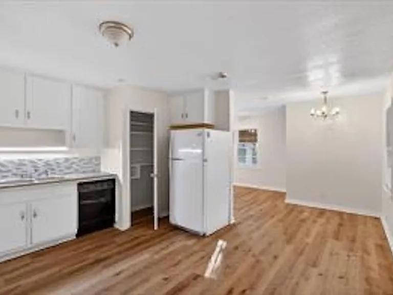 4709 Mayfair St — Photo 5