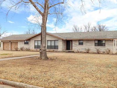 815 Locust St, Perry, OK, 73077