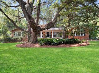 3421 Lakeshore Dr, Tallahassee, FL 32312