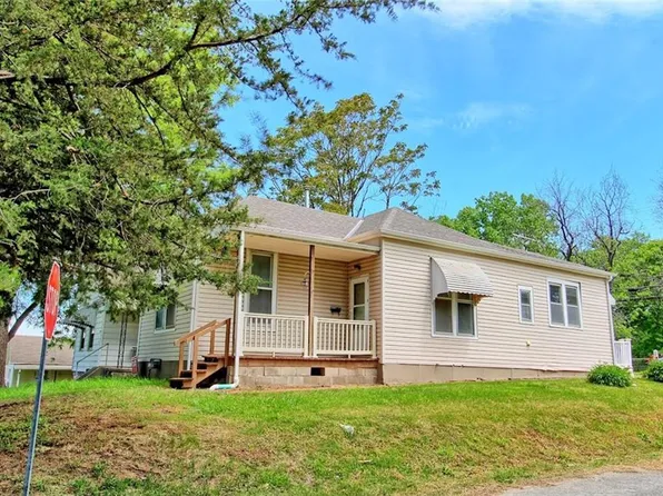1101 N 13th St, Saint Joseph, MO 64501