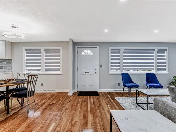 1 Furbush Rd, West Roxbury, MA 02132