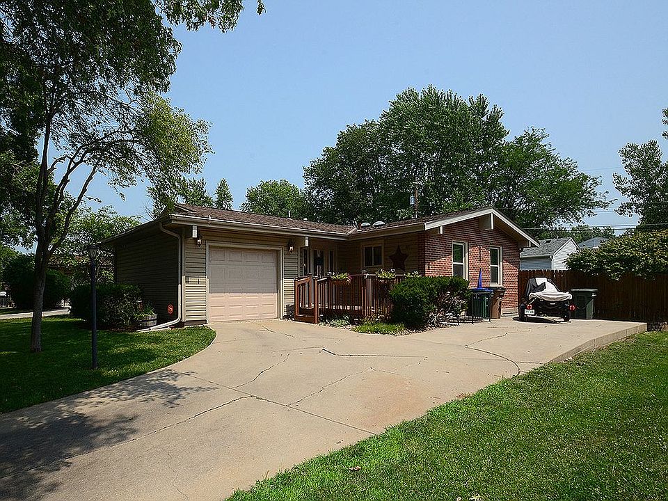 1st image of 1020 Scenic Ln
