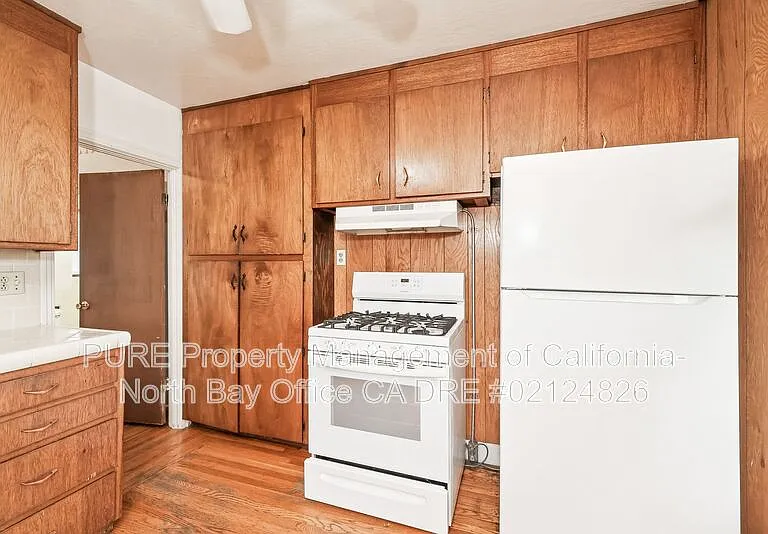 420 Carrillo St — Photo 7