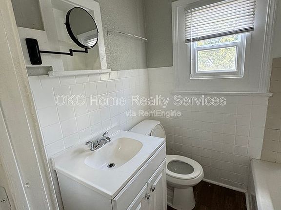 5th image of 1319 N Gatewood Ave APT 2