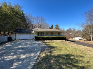 157 Spice Hollow Rd, Johnson City, TN 37604