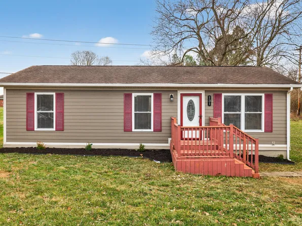 131 Clearwater Ln, Frankfort, KY 40601