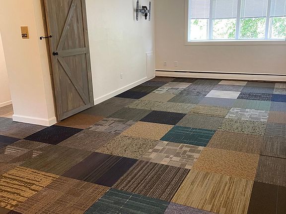 2nd image of 2301 Minnehaha Ave S #5