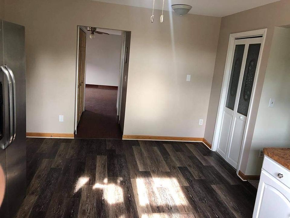 1st image of 47232 McBride Ave