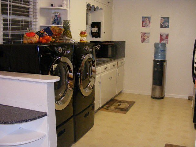 2nd image of 500 Harriett Dr