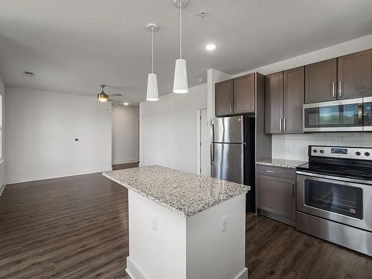 Republic Flats — Photo 49