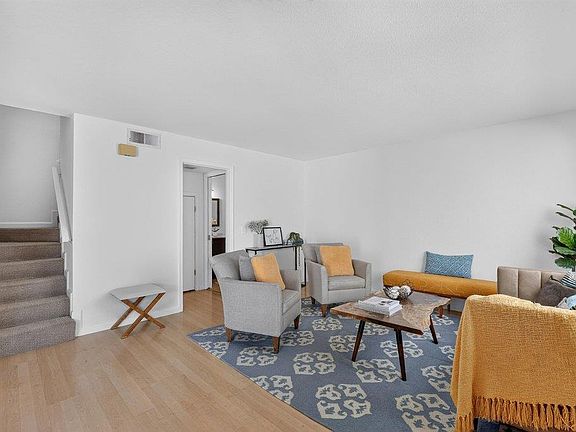 2nd image of 4233 Topsail Ct