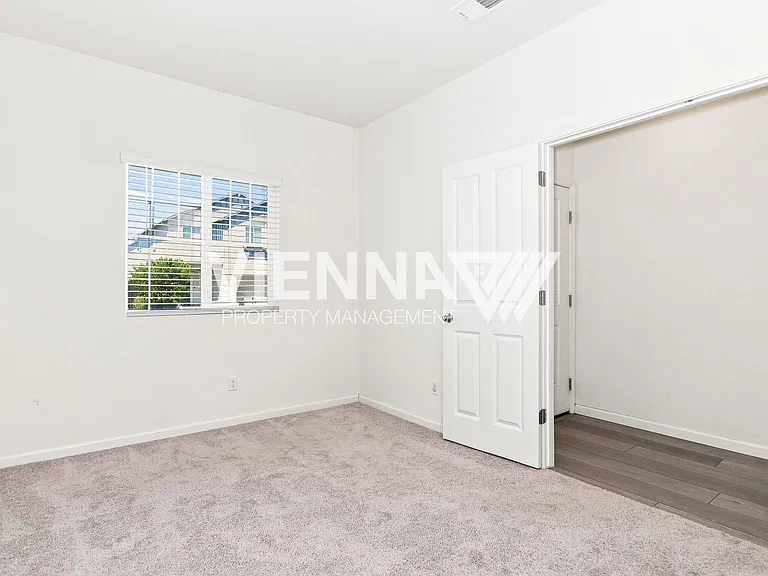 3033 Welton Cir — Photo 20